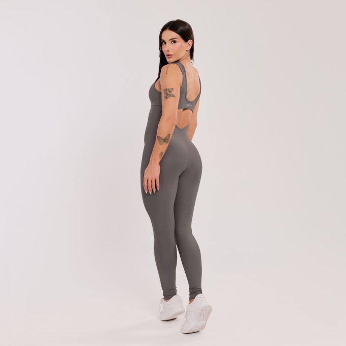 Macacão Básico com Alças Largas Cinza Urbano