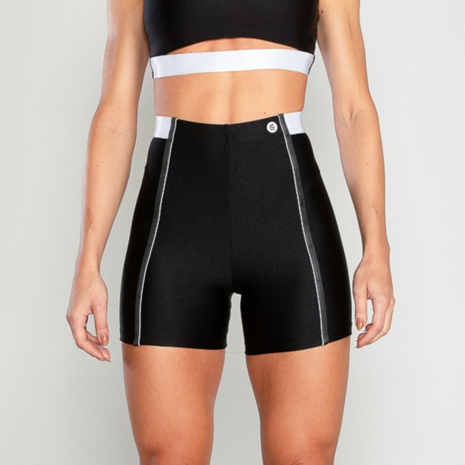 Short Preto com Elástico Branco e Viés